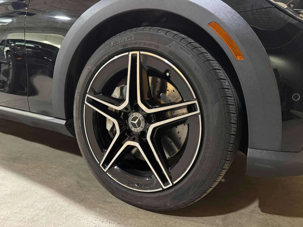 Mercedes-Benz E 450 CARFAX, снимка 6 - Автомобили и джипове - 54115114