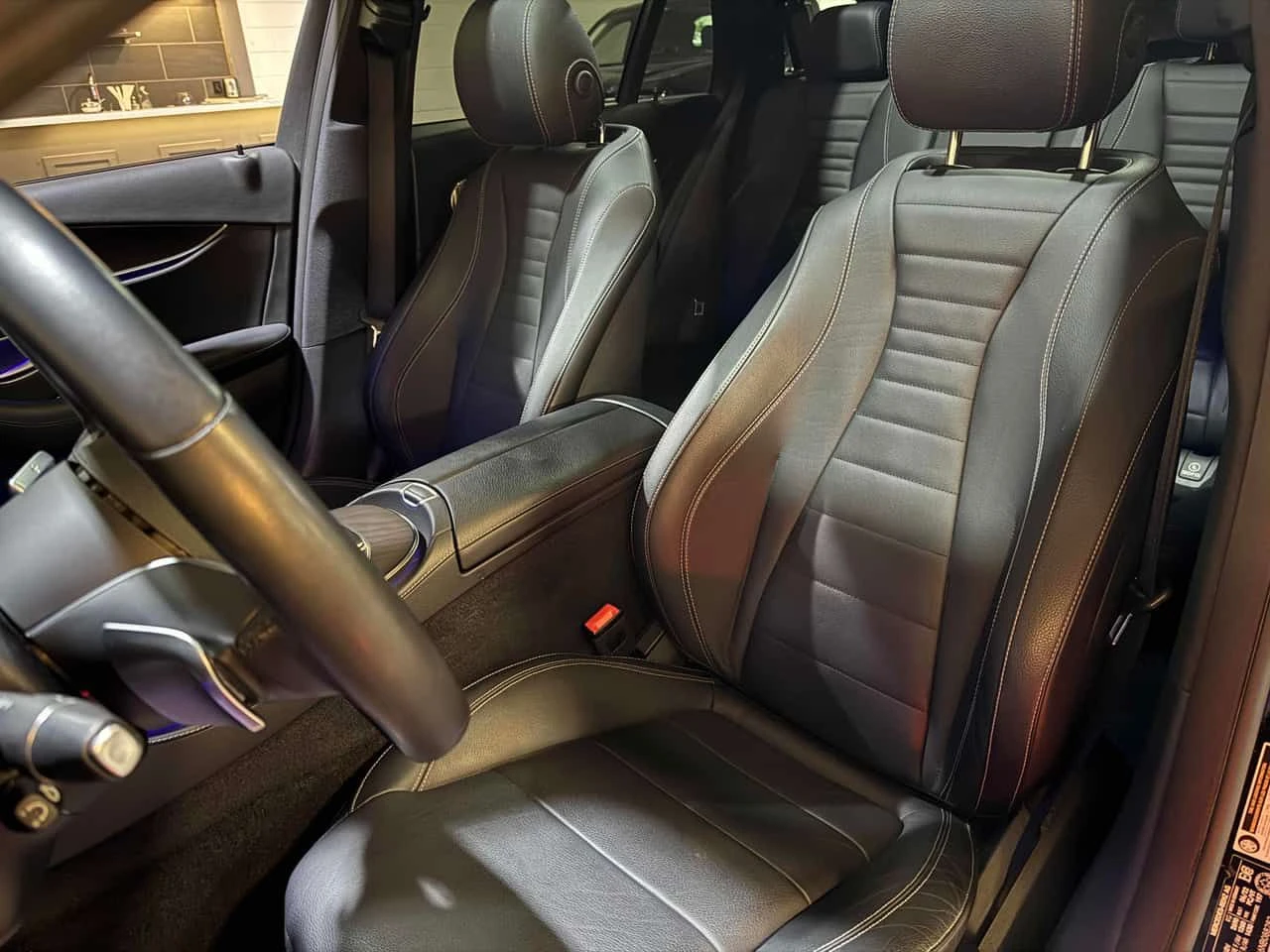 Mercedes-Benz E 450 CARFAX, снимка 10 - Автомобили и джипове - 54115114