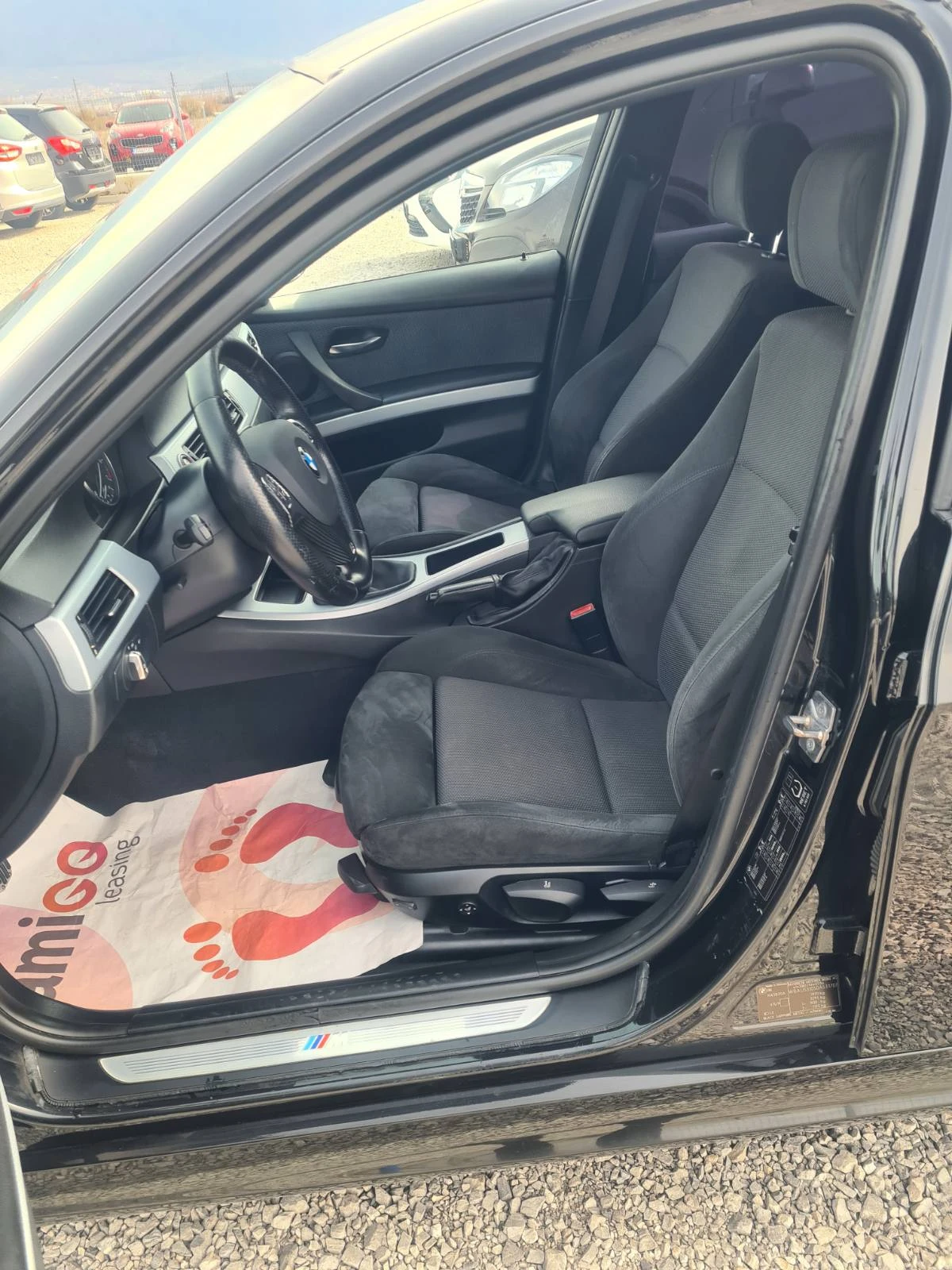 BMW 318 2.0.бензин М-ПАКЕТ 143кс, снимка 11 - Автомобили и джипове - 54249528