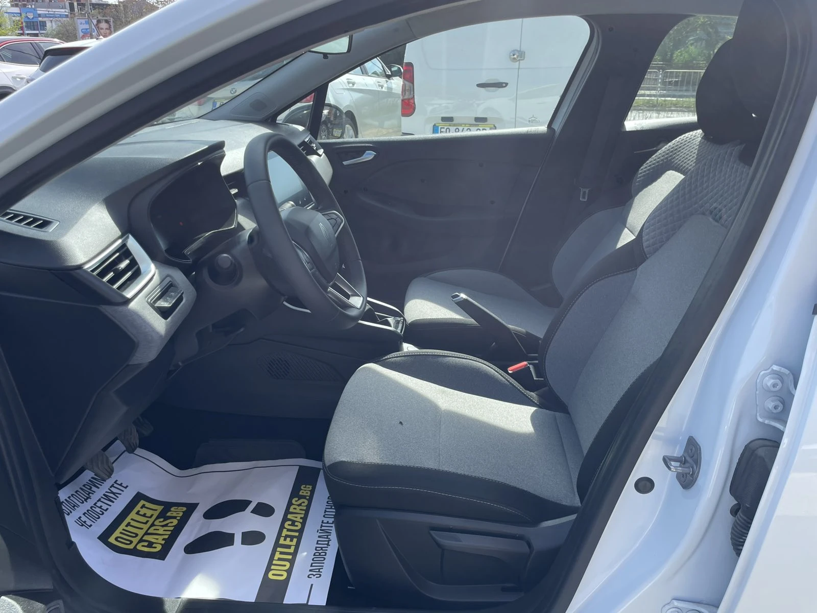 Renault Clio V Evolution, снимка 5 - Автомобили и джипове - 54566060
