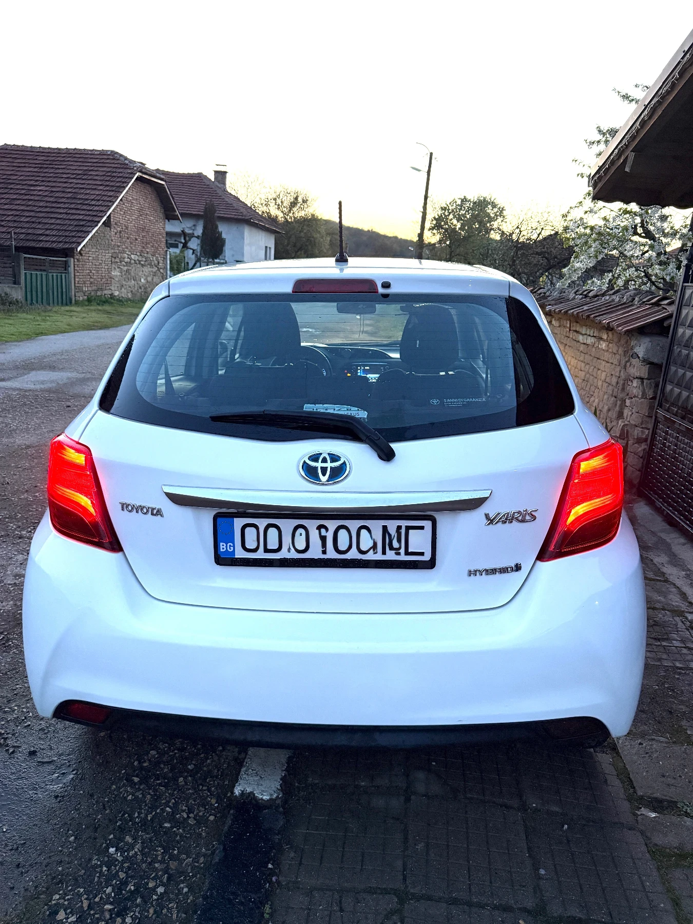 Toyota Yaris, снимка 2 - Автомобили и джипове - 54730946