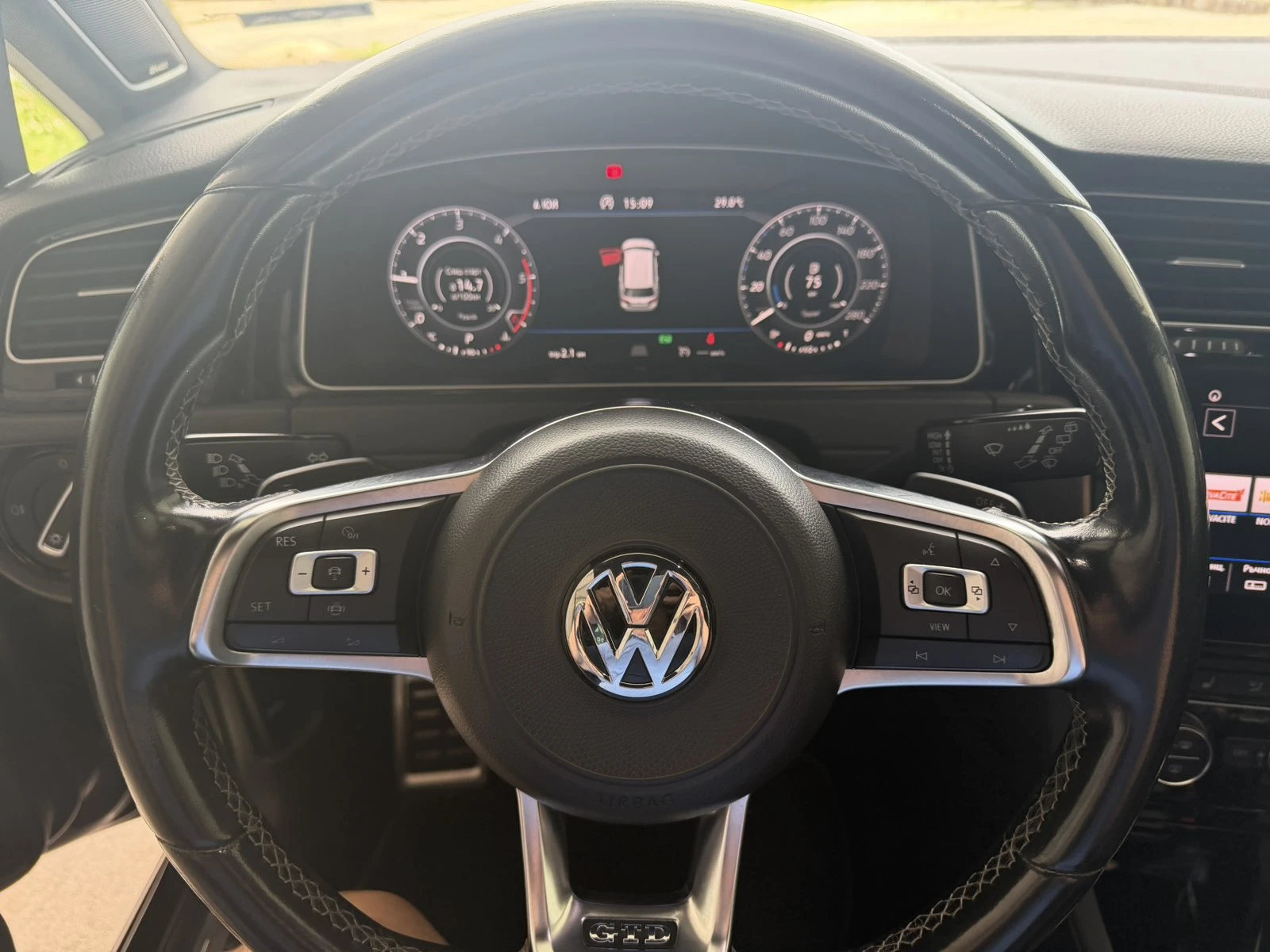 VW Golf 7 GTD, снимка 9 - Автомобили и джипове - 54960110