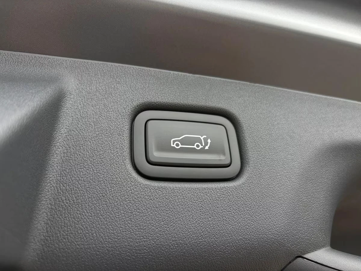 Kia EV3 GT-Line 81.4kWh All Options Warranty!, снимка 14 - Автомобили и джипове - 55018879
