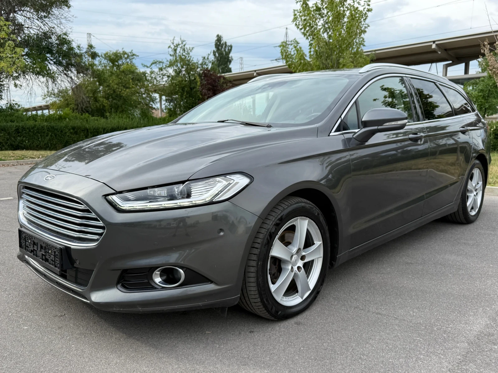 Ford Mondeo * 2.0TDCI* AWD* DISSTRONIC* MEMORY* CAMERA* SWISS*