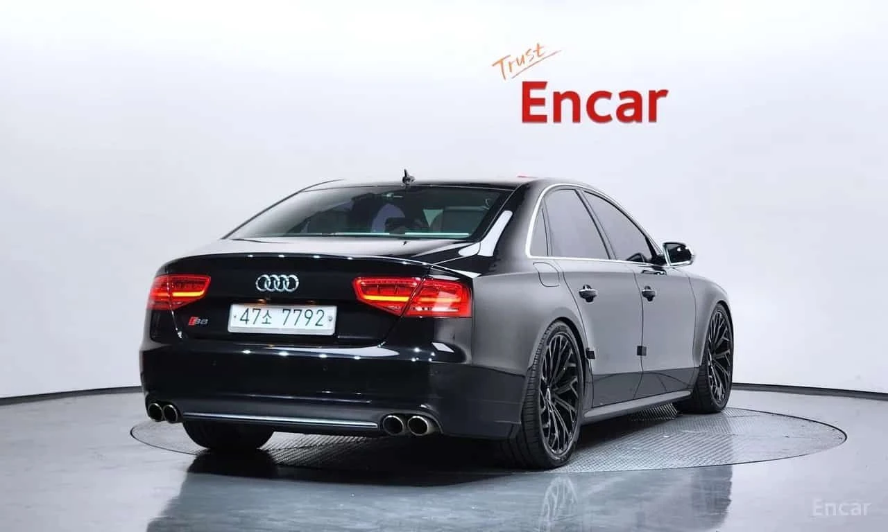 Audi S8 4.0 TFSI quattro, снимка 2 - Автомобили и джипове - 55572931