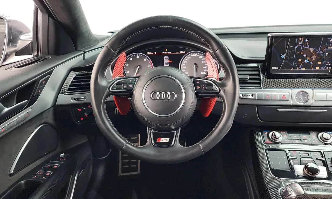 Audi S8 4.0 TFSI quattro, снимка 13 - Автомобили и джипове - 55572931