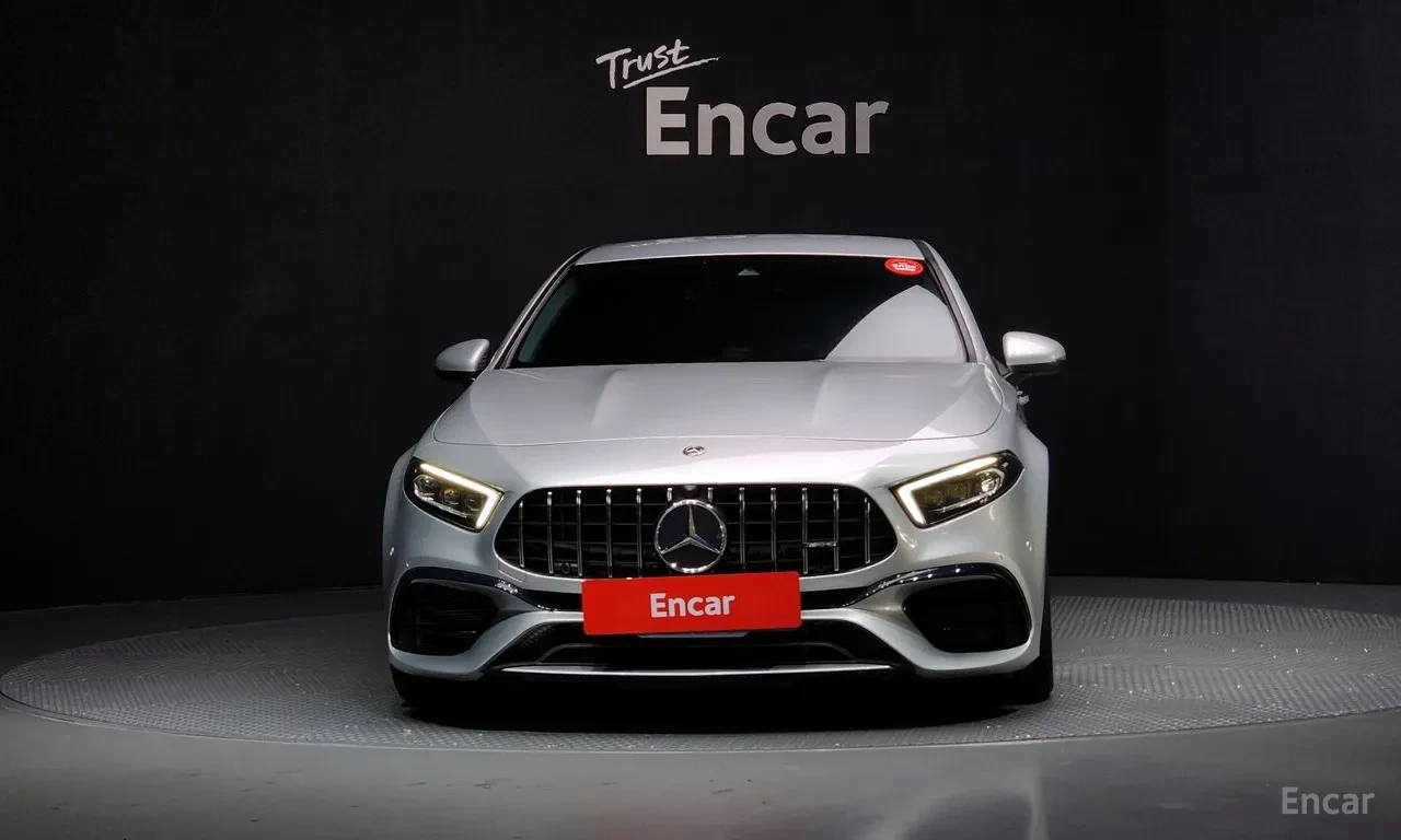 Mercedes-Benz A45 AMG 4MATIC+ * Алкантара* КАМЕРА, снимка 3 - Автомобили и джипове - 55736740