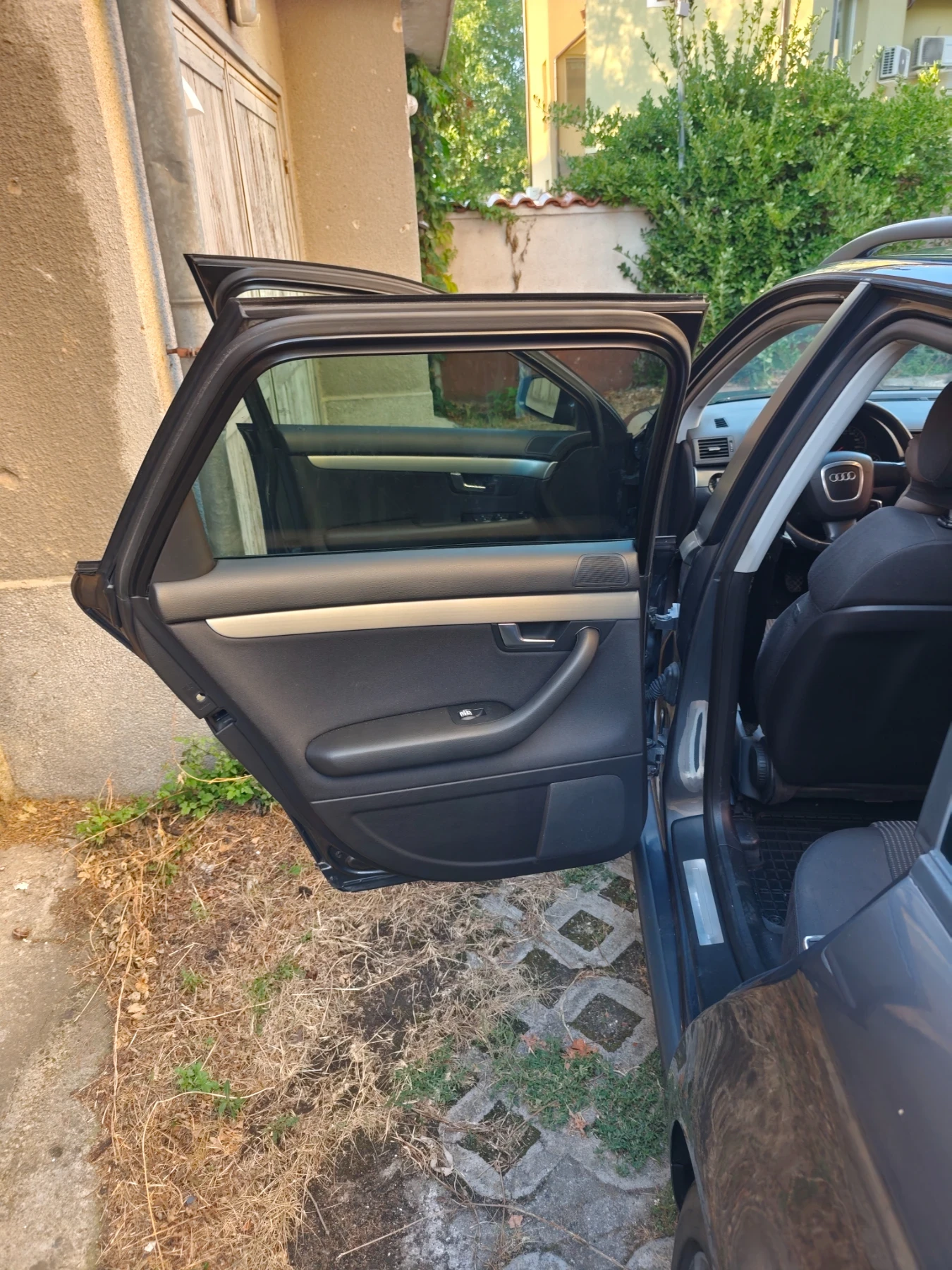 Audi A4, снимка 15 - Автомобили и джипове - 55840801