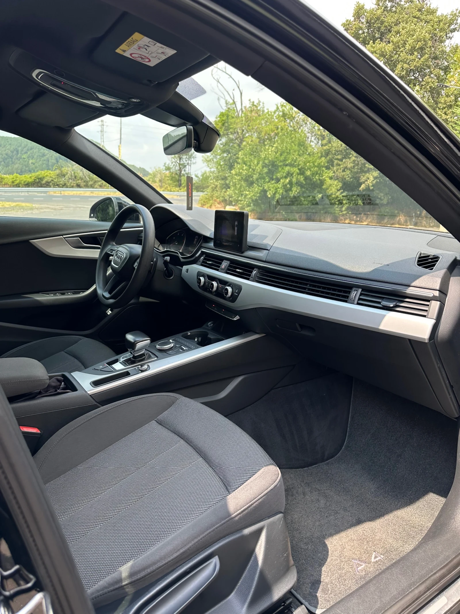 Audi A4 Audi A4 B9 , снимка 11 - Автомобили и джипове - 55890676