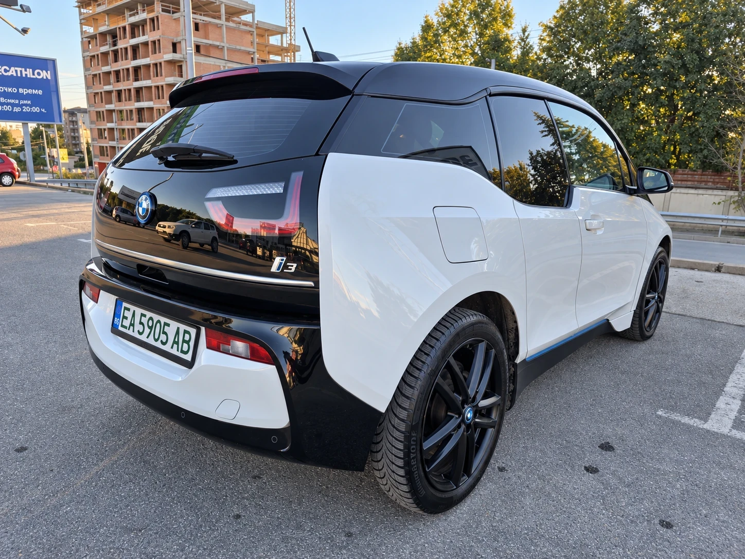 BMW i3, снимка 7 - Автомобили и джипове - 56185156