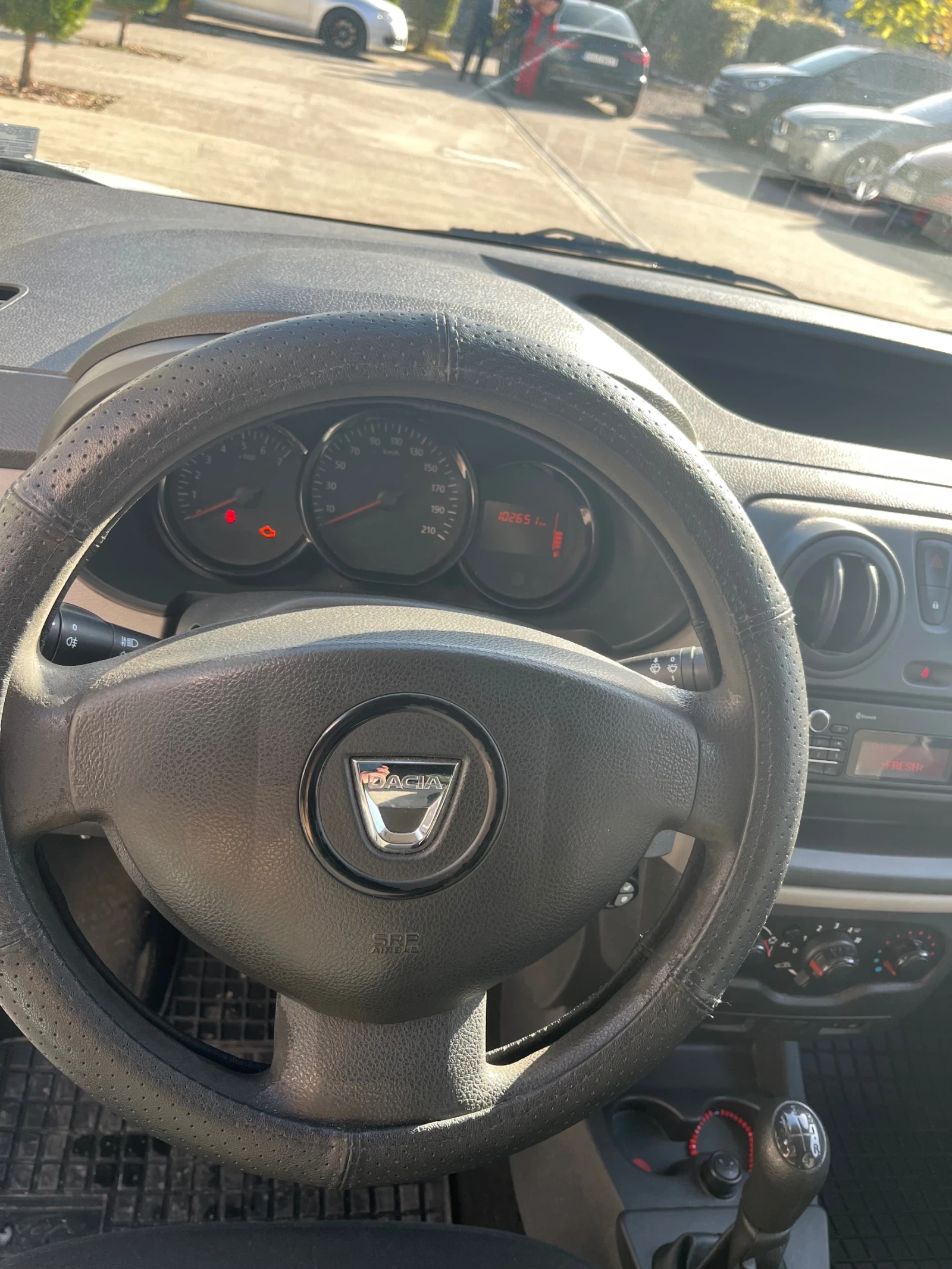 Dacia Dokker 1.5 Dci, снимка 6 - Автомобили и джипове - 56683192