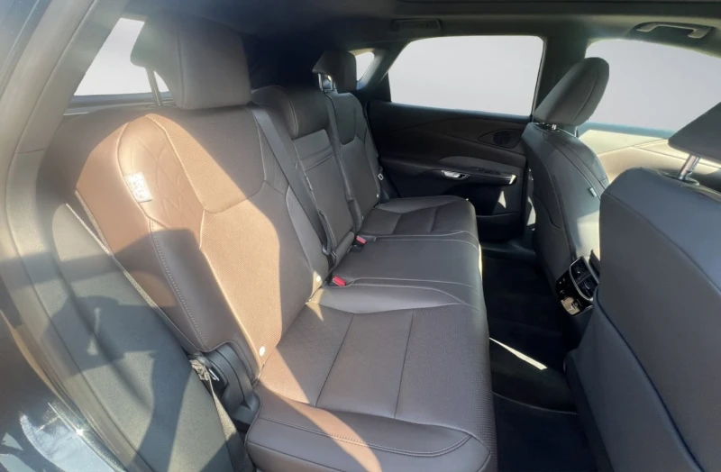 Lexus RX 350h AWD Executive Нов автомобил!, снимка 14 - Автомобили и джипове - 50085494