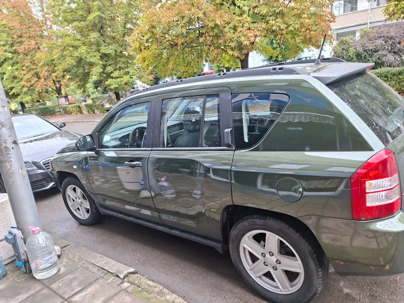 Jeep Compass 2.0 TDI, снимка 2 - Автомобили и джипове - 52330659