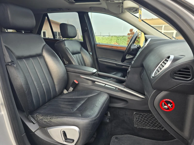 Mercedes-Benz ML 320 * 320 cdi* pano* Podgrev* Sport and Allroad pack* , снимка 12 - Автомобили и джипове - 52281478