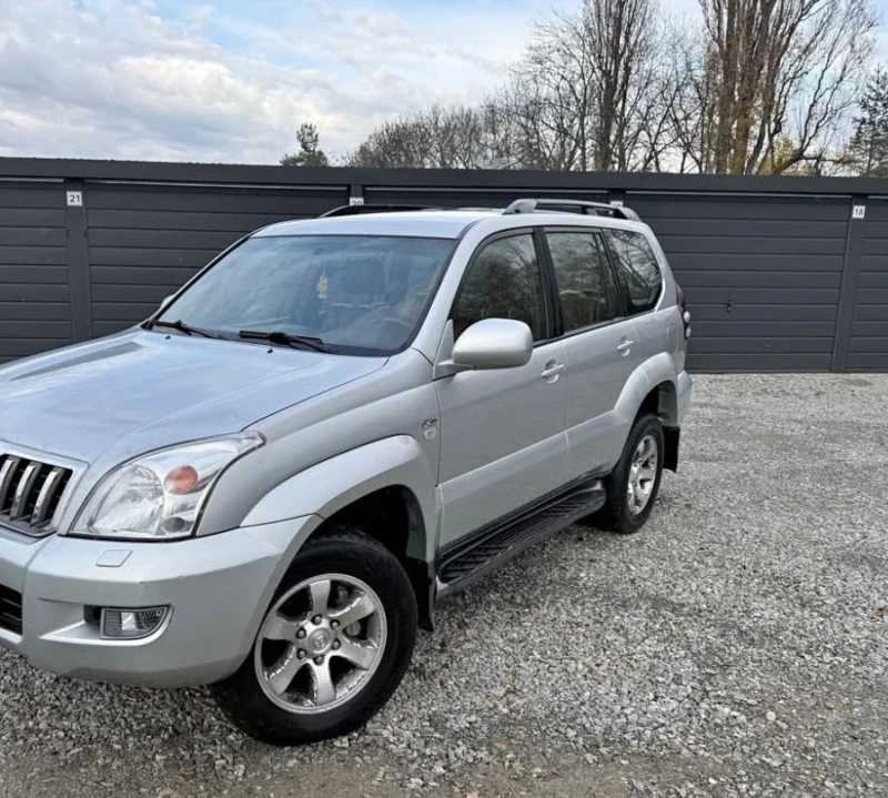 Toyota Land cruiser Automatic , снимка 2 - Автомобили и джипове - 52738990