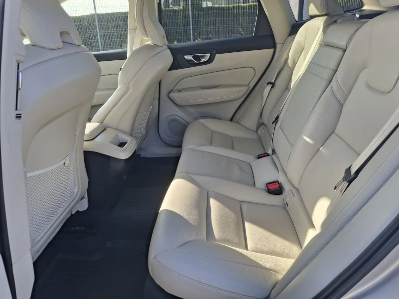 Volvo XC60, снимка 8 - Автомобили и джипове - 53174187