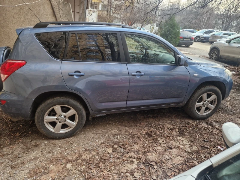 Toyota Rav4, снимка 4 - Автомобили и джипове - 53203509