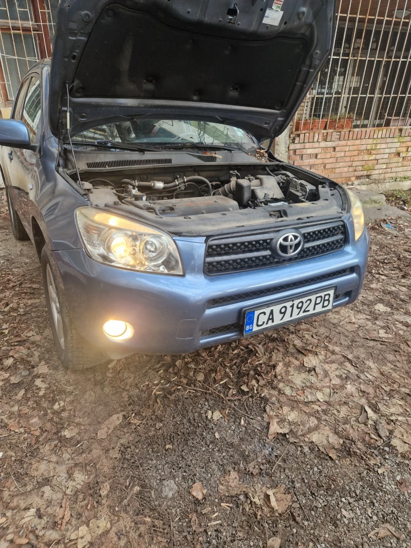 Toyota Rav4, снимка 9 - Автомобили и джипове - 53203509
