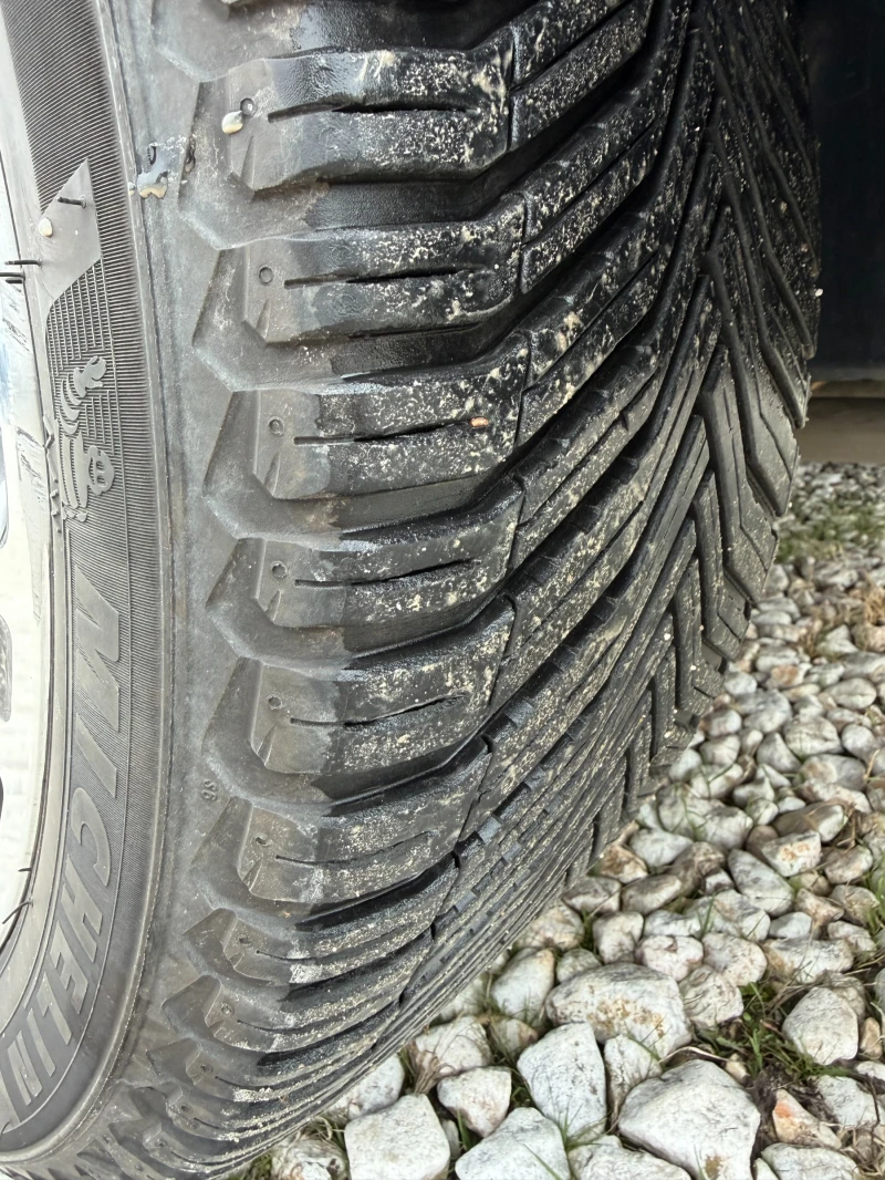 Mercedes-Benz GLE 400 63 AMG OPTIC PANORAMA , снимка 17 - Автомобили и джипове - 53439489