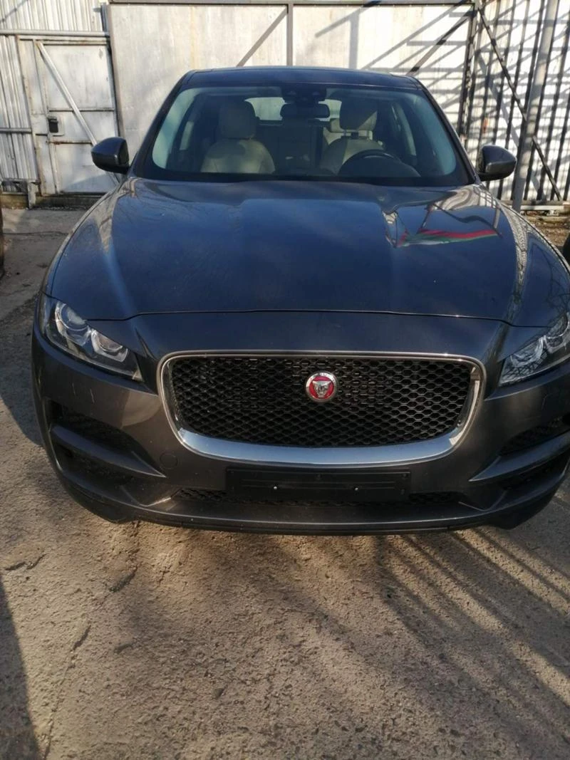 Jaguar F-PACE 2.0, снимка 2 - Автомобили и джипове - 42072373