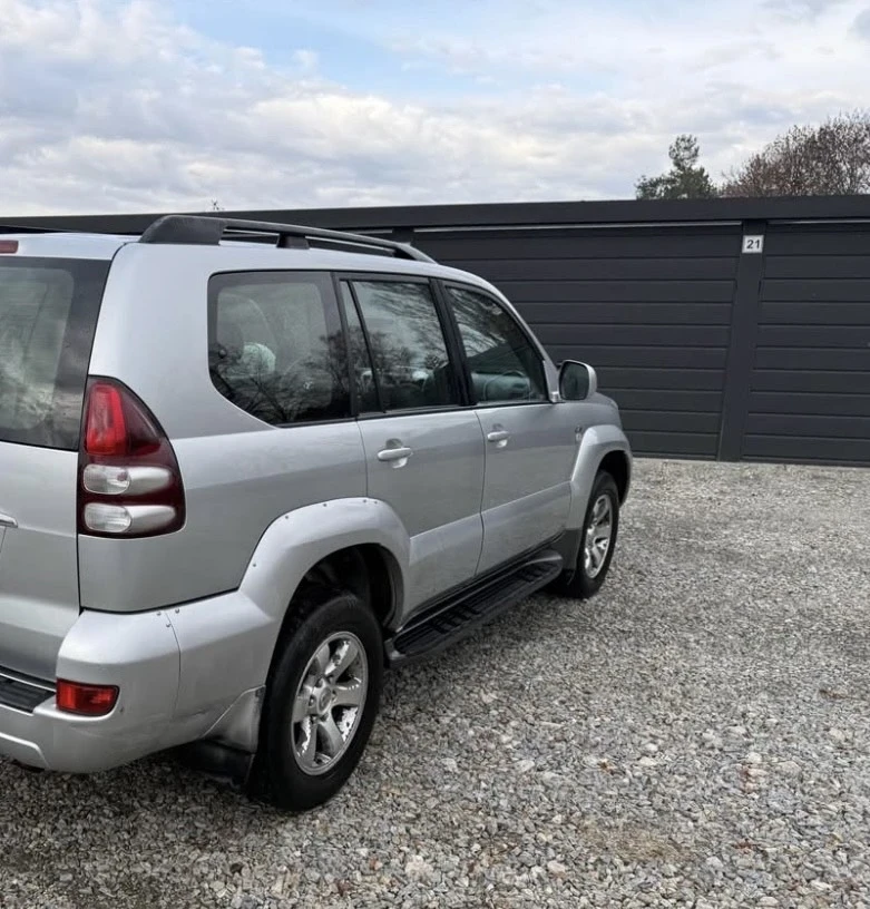 Toyota Land cruiser Automatic , снимка 3 - Автомобили и джипове - 52738990