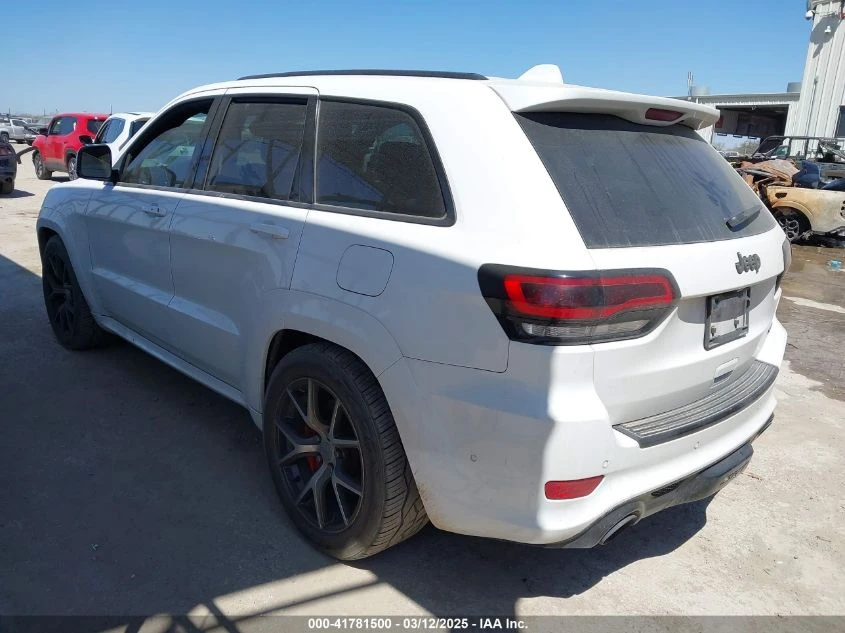 Jeep Grand cherokee 2017 JEEP GRAND CHEROKEE SRT 4X4 - изображение 7
