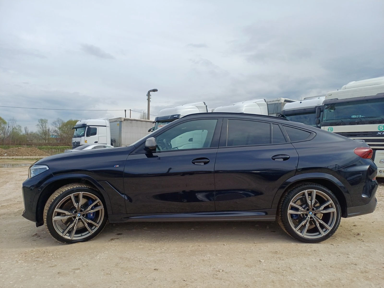 BMW X6 M50I, снимка 14 - Автомобили и джипове - 53331531
