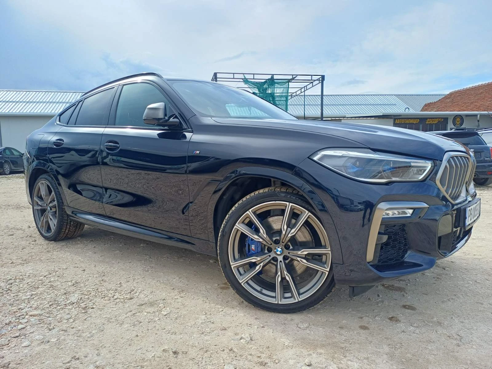 BMW X6 M50I, снимка 12 - Автомобили и джипове - 53331531