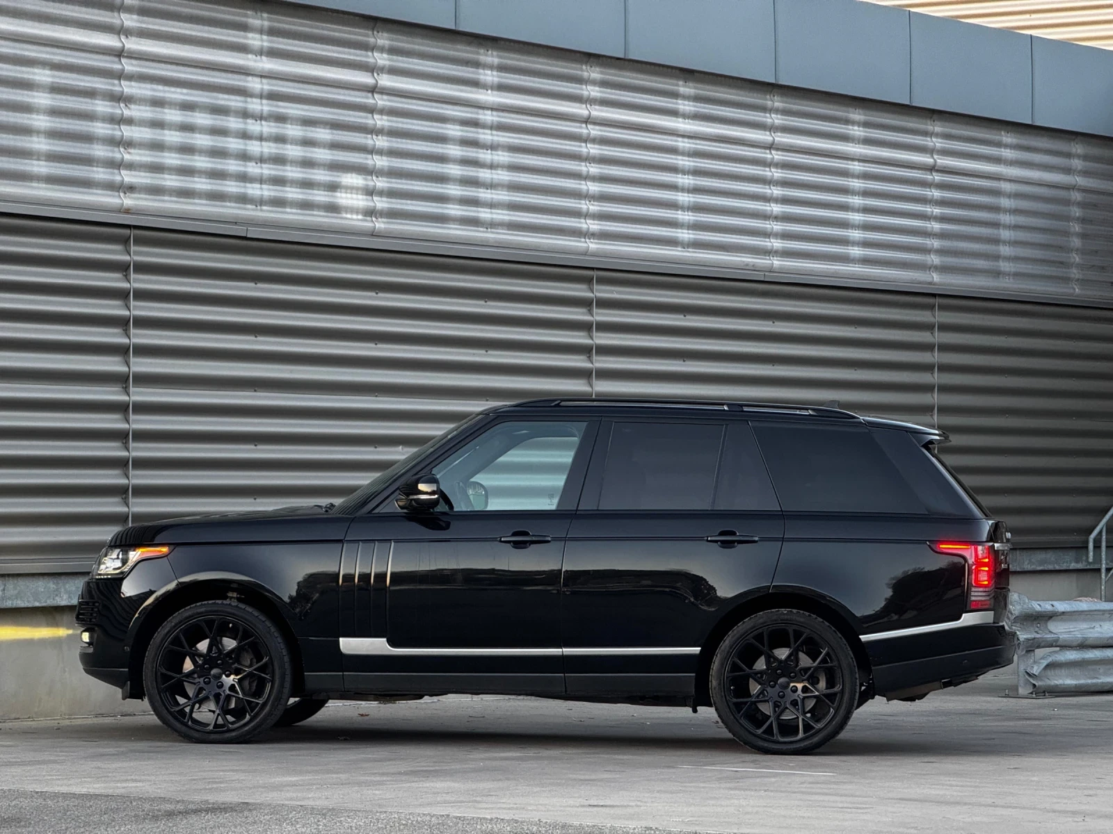 Land Rover Range rover VOGUE 5.0 SUPERCHARGED 510 HP 2016 Г. FULL - изображение 3