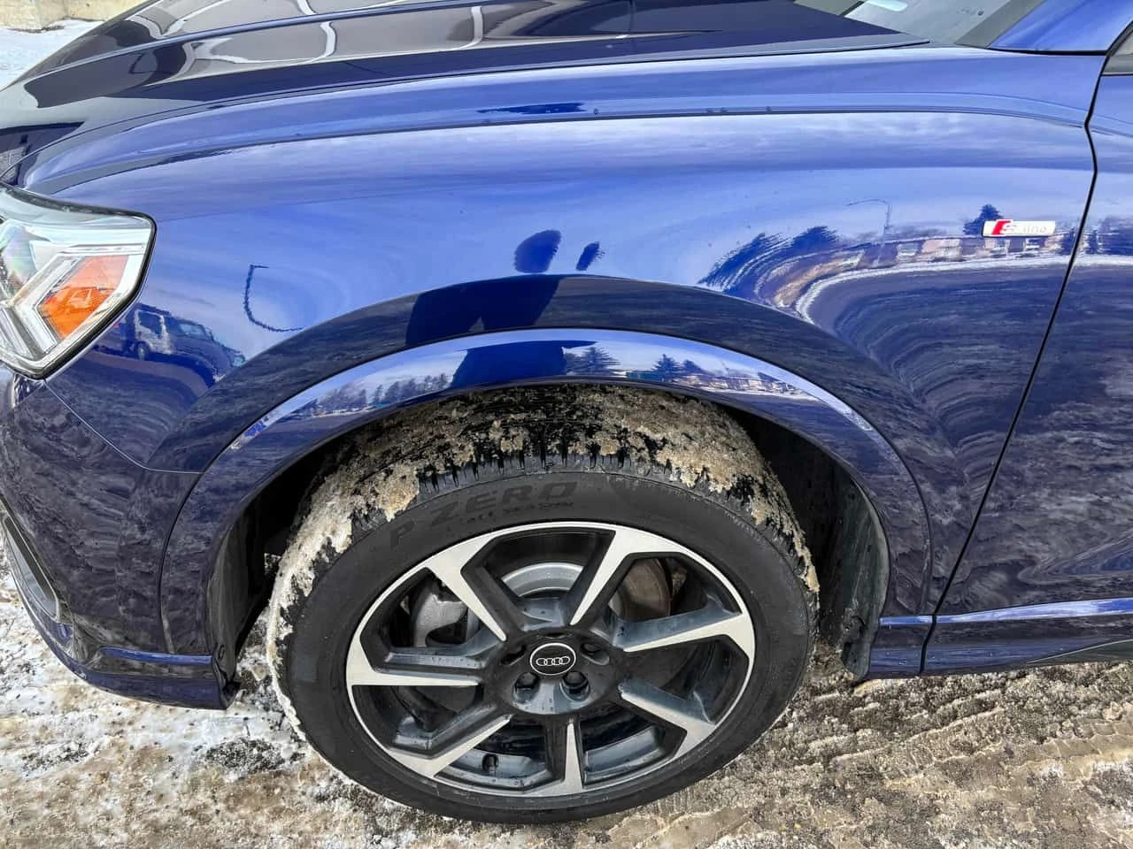 Audi Q3  Progressiv 45 TFSI quattro / CARFAX /CAMERA / LED, снимка 9 - Автомобили и джипове - 53816636