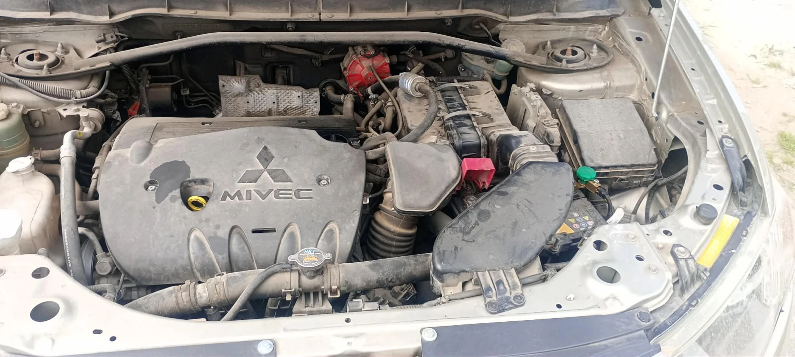 Mitsubishi Outlander 2.4, снимка 9 - Автомобили и джипове - 54343369