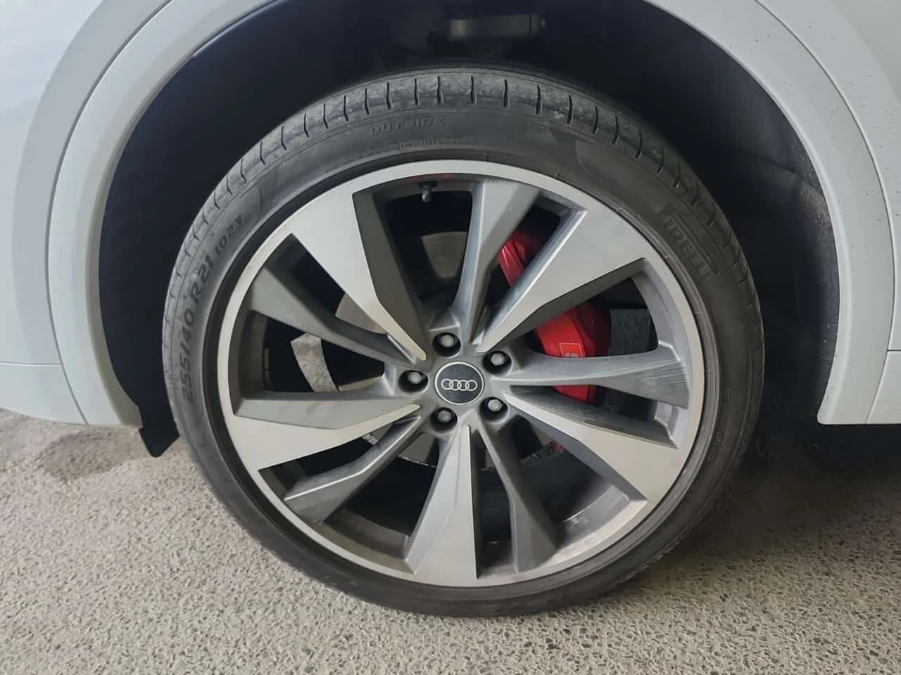 Audi SQ5 PROGRESSIV| PANO| 360 КАМЕРИ| AMBIENT| 2 КЛЮЧА| , снимка 5 - Автомобили и джипове - 54620370
