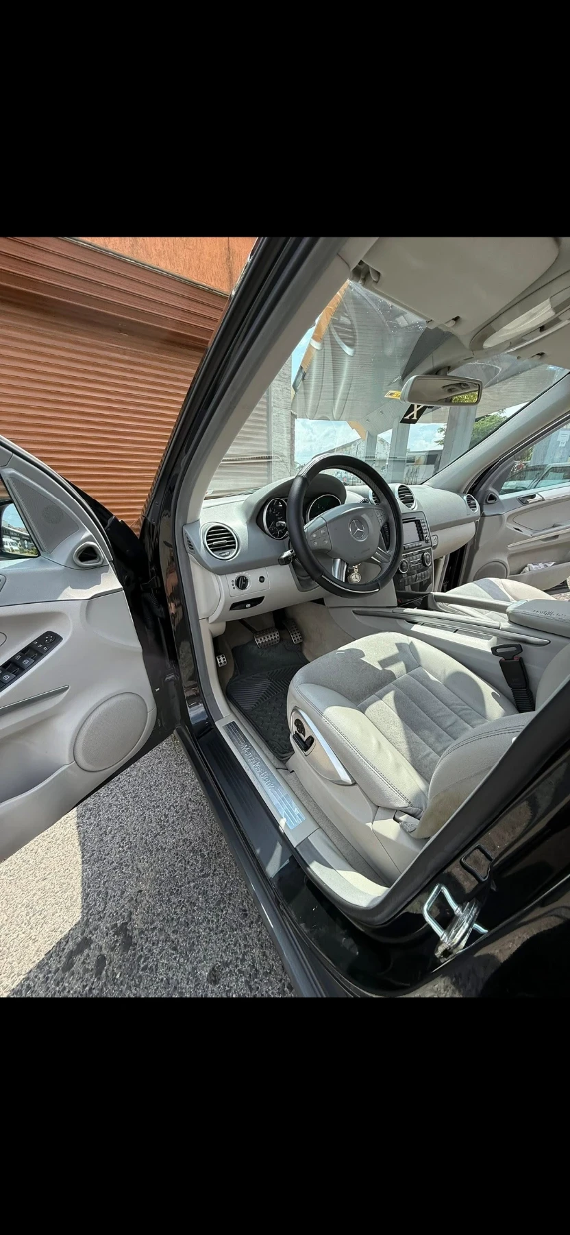 Mercedes-Benz ML 320, снимка 6 - Автомобили и джипове - 55165860