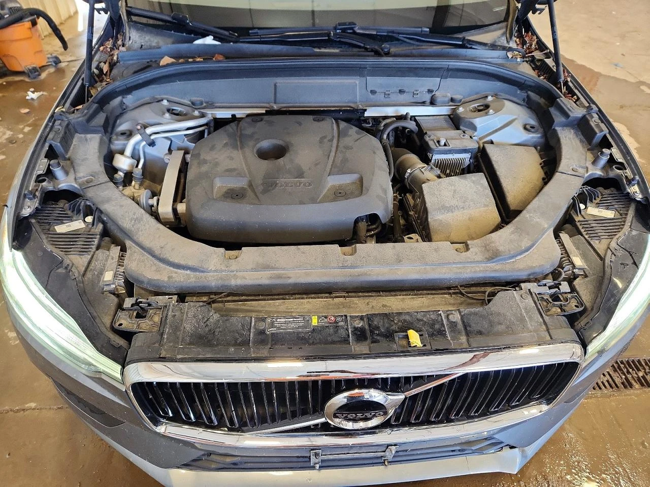 Volvo XC60 T5 MOMENTUM, снимка 12 - Автомобили и джипове - 55199417