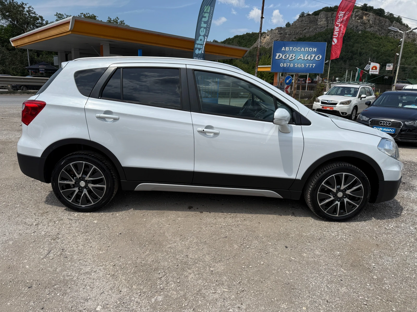 Suzuki SX4 S-Cross 1.6ddis-4X4-Климатроник-Блокаж-Keyless, снимка 7 - Автомобили и джипове - 55413589