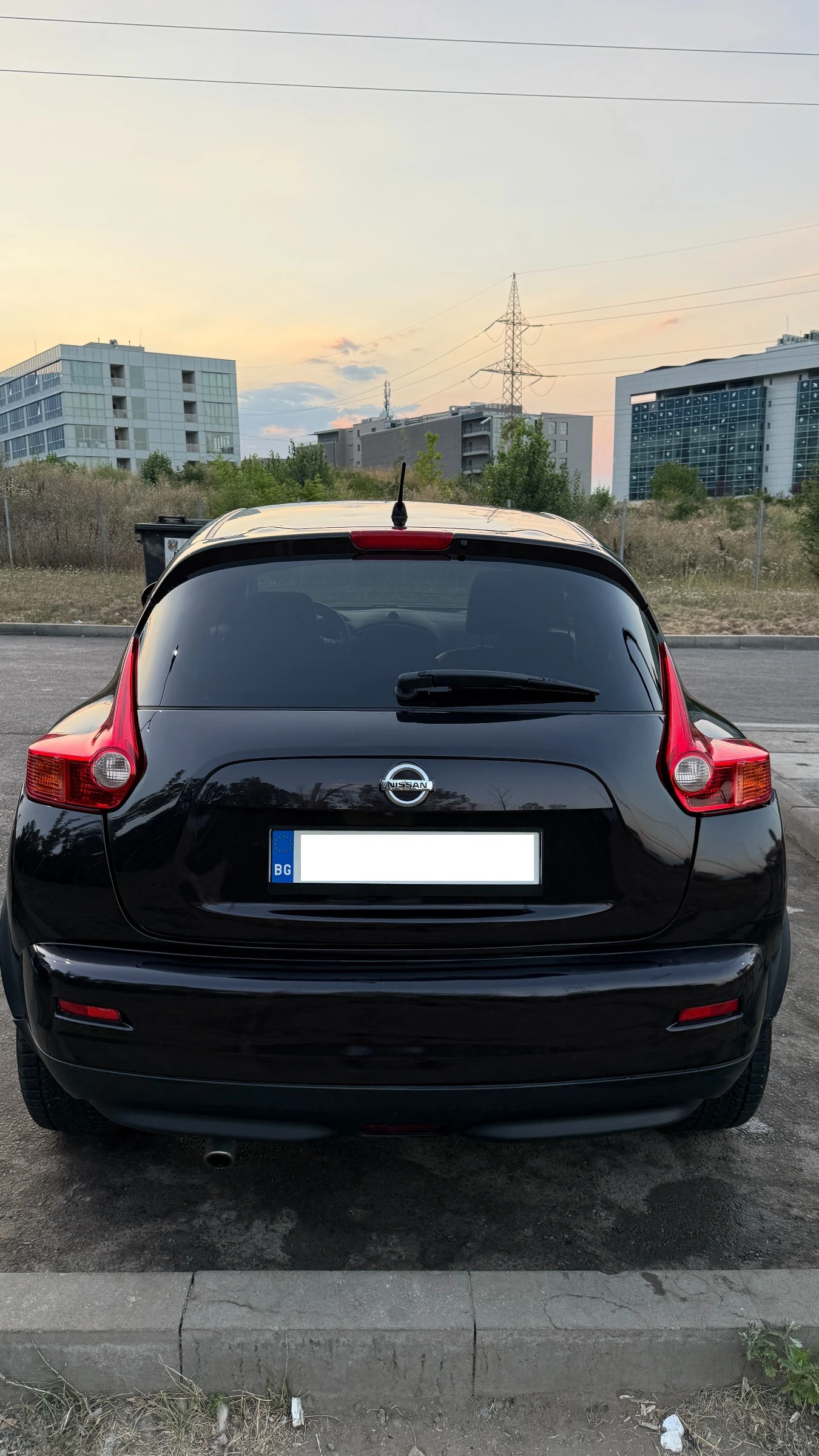 Nissan Juke 1.6i, снимка 5 - Автомобили и джипове - 55754571