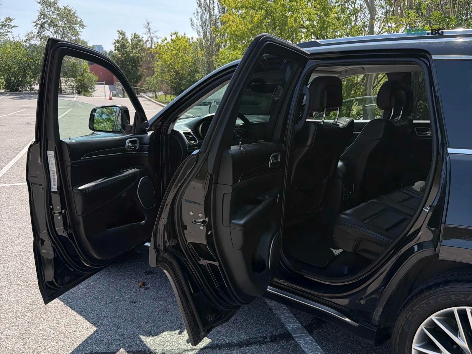Jeep Grand cherokee SUMMIT ЦЕНА ДО БЪЛГАРИЯ РЕГИСТРАЦИЯ & АВТОКРЕДИТ, снимка 11 - Автомобили и джипове - 55774233