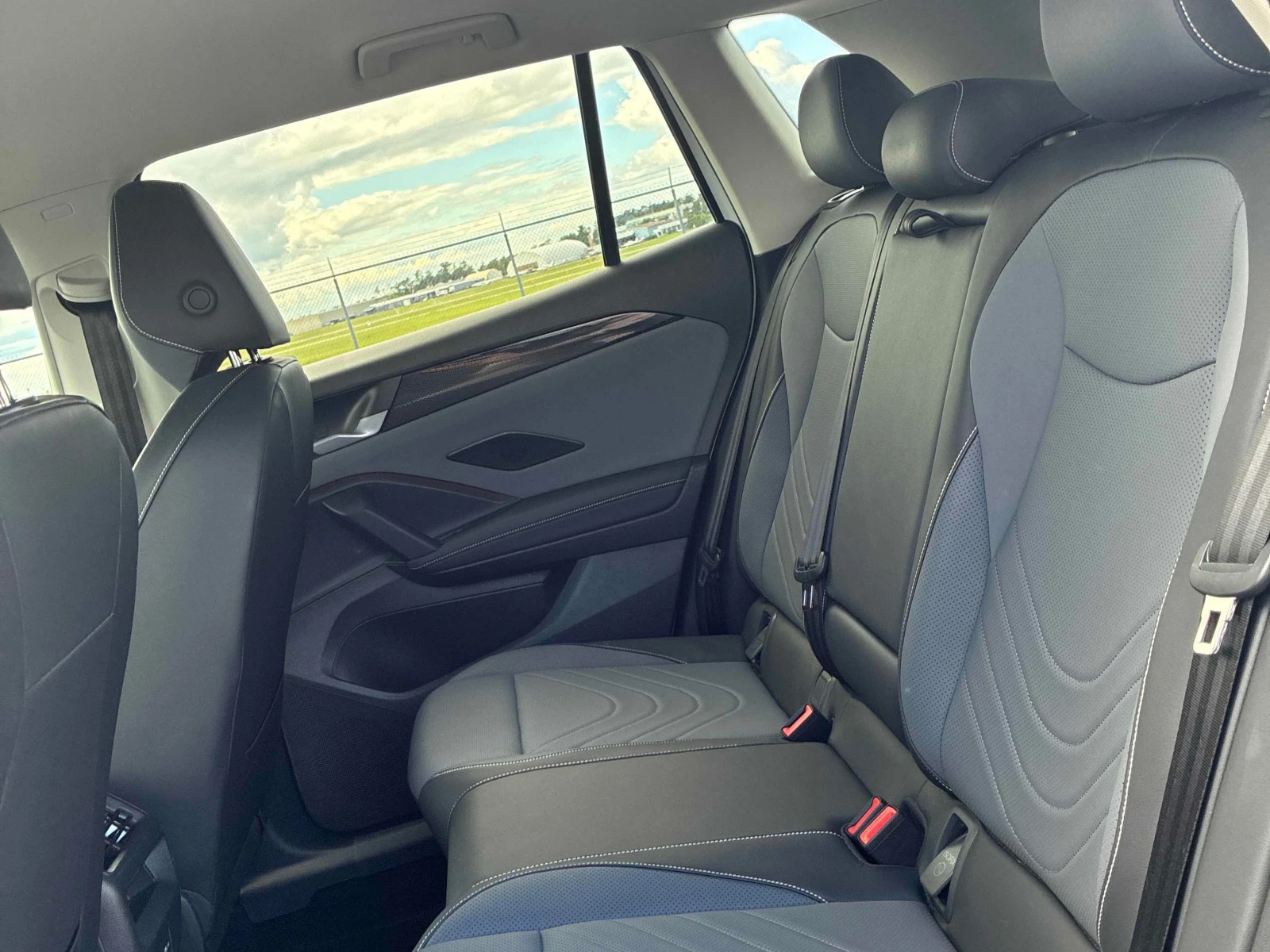 VW Tiguan * Comfortline * CARFAX * БЕЗ ПЪРВОНАЧАЛНА ВНОСКА, снимка 10 - Автомобили и джипове - 56028695