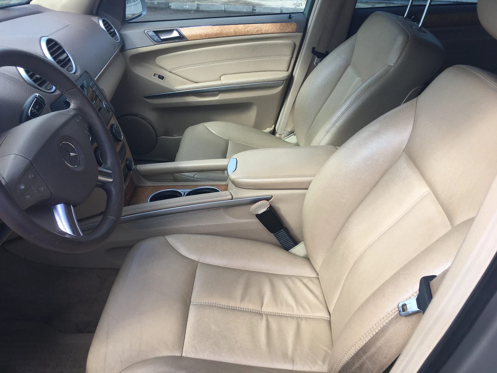 Mercedes-Benz GL 320, снимка 9 - Автомобили и джипове - 56043129