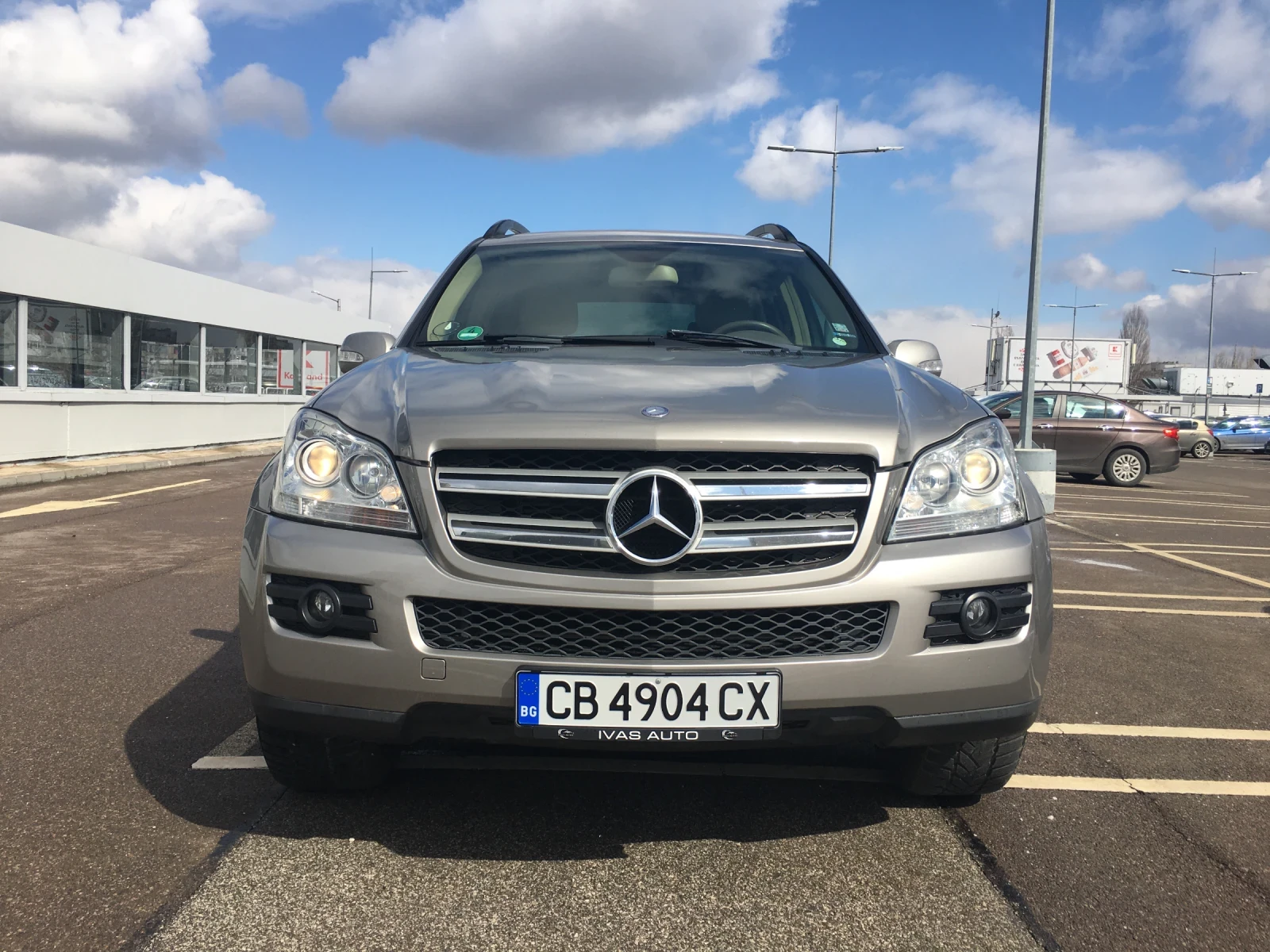 Mercedes-Benz GL 320, снимка 2 - Автомобили и джипове - 56043129