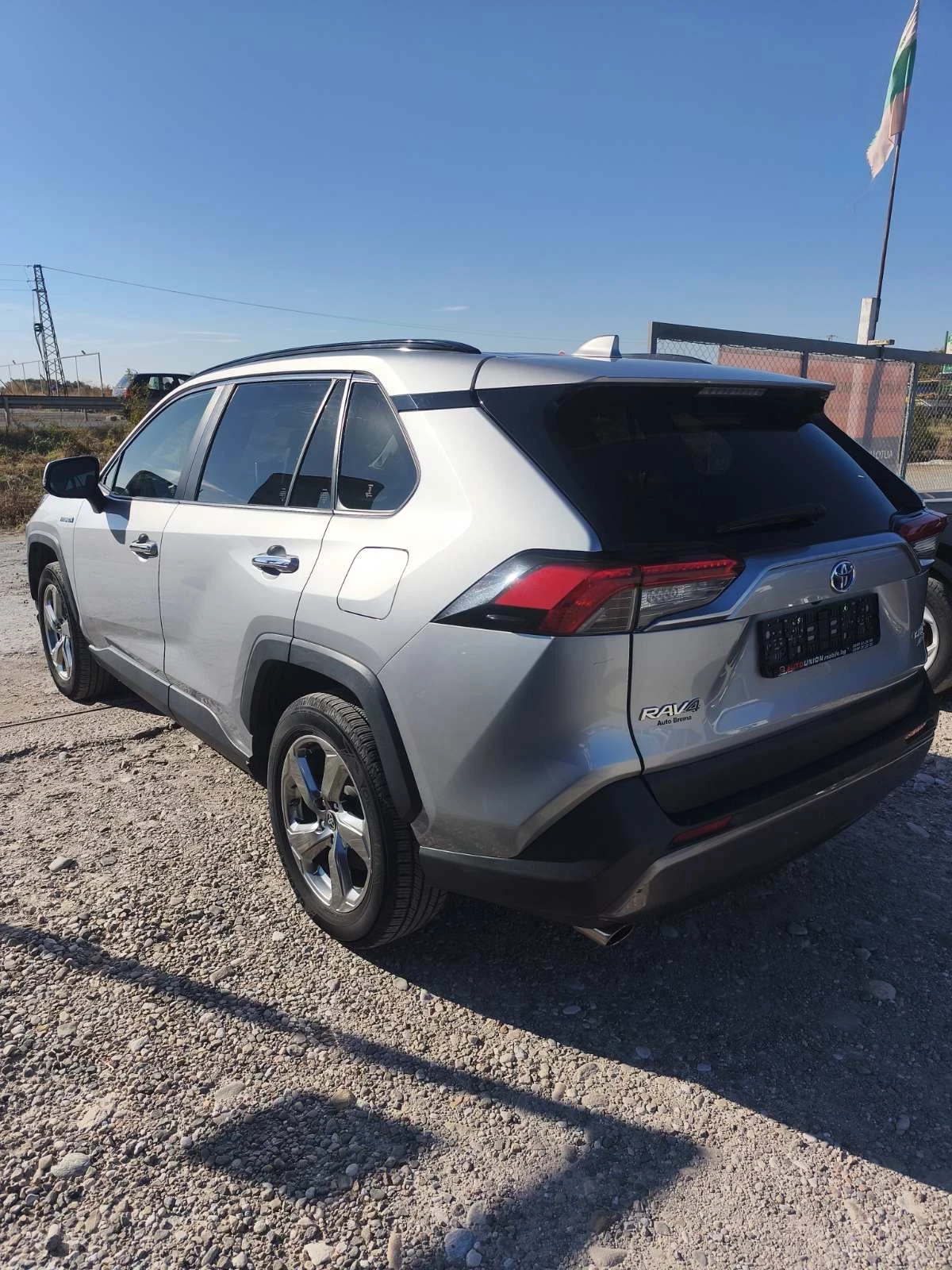 Toyota Rav4 2.5 HYBRID 4X4 FUL FUL, снимка 7 - Автомобили и джипове - 56111213