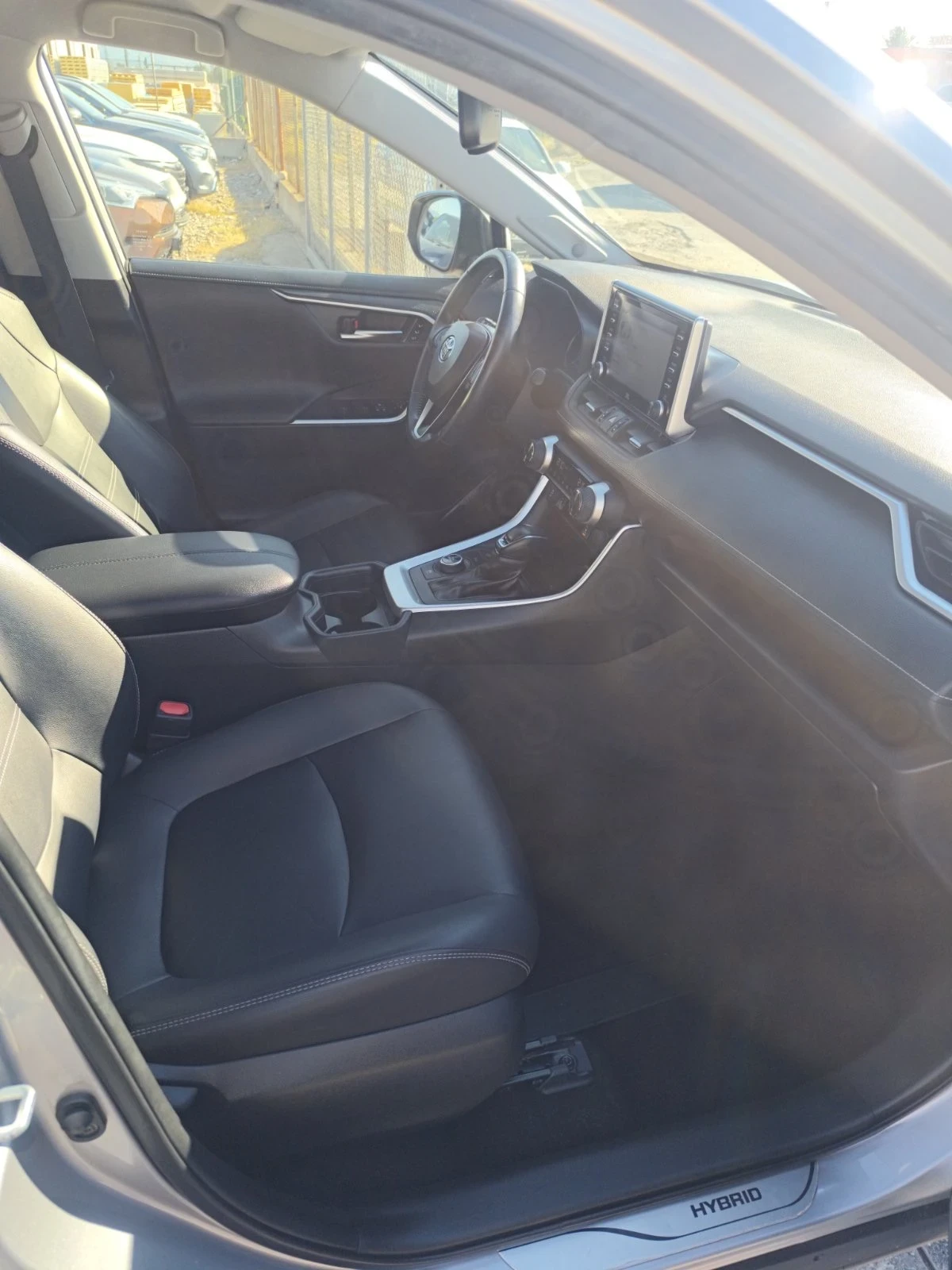 Toyota Rav4 2.5 HYBRID 4X4 FUL FUL, снимка 13 - Автомобили и джипове - 56111213