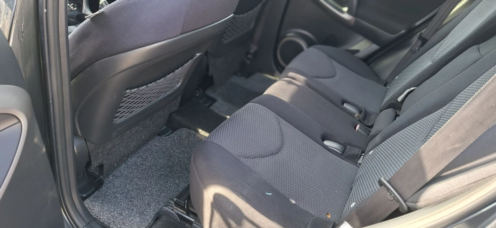 Toyota Rav4 2.2 D4D, снимка 8 - Автомобили и джипове - 56392481