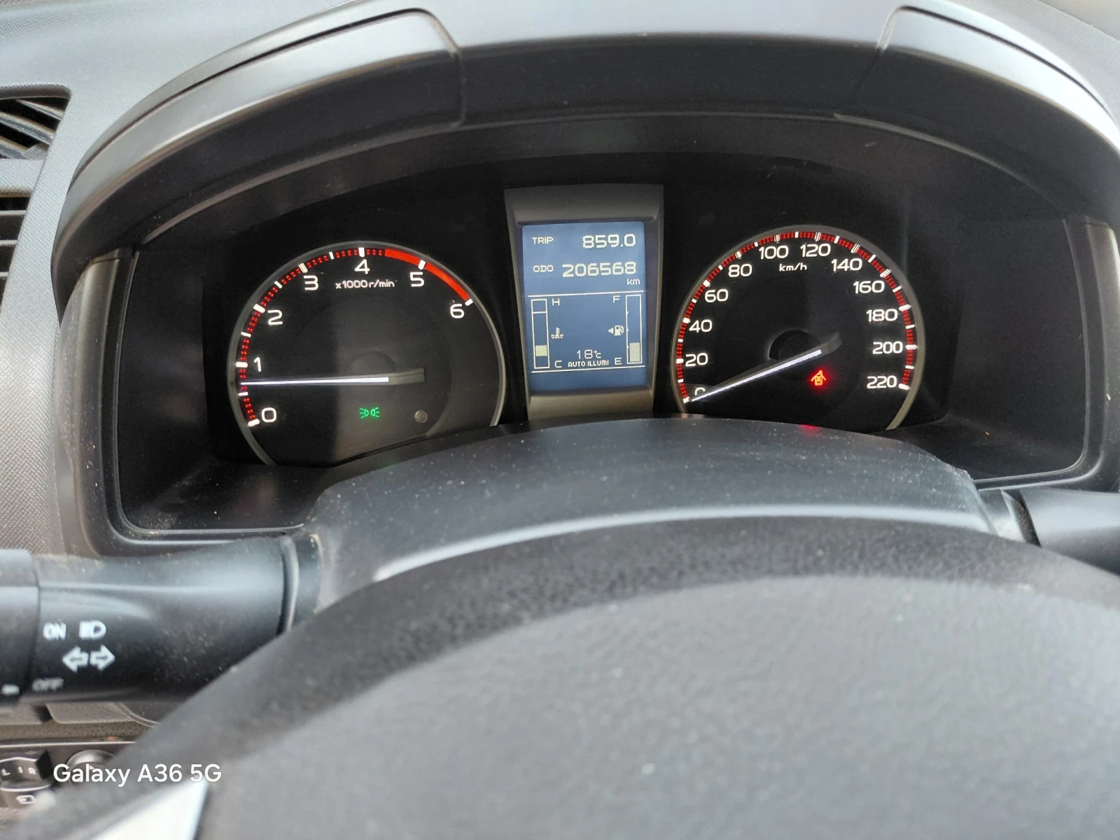 Isuzu D-max, снимка 8 - Автомобили и джипове - 56442864