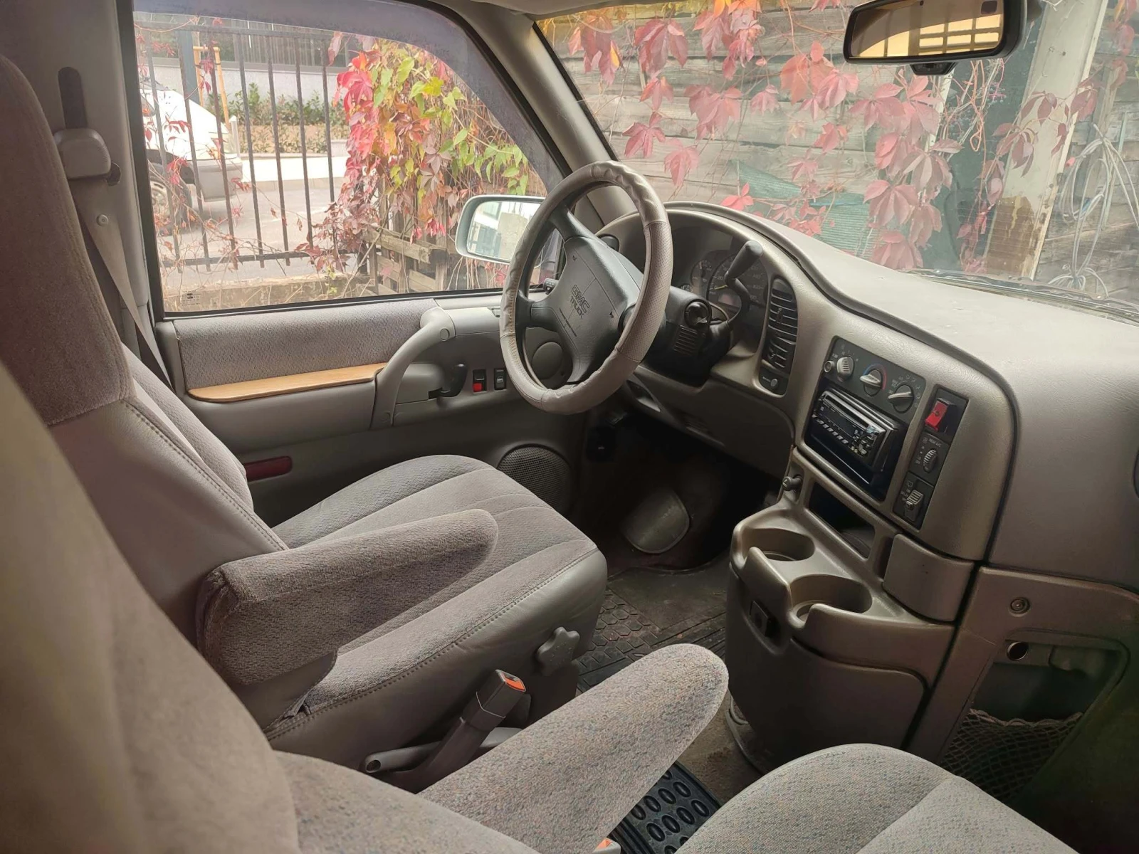 Gmc Sierra Safari, снимка 7 - Автомобили и джипове - 56703308