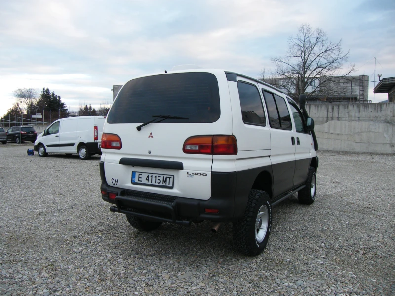 Mitsubishi L 400 2.4i GAZ инжекцион, снимка 4 - Бусове и автобуси - 49063360