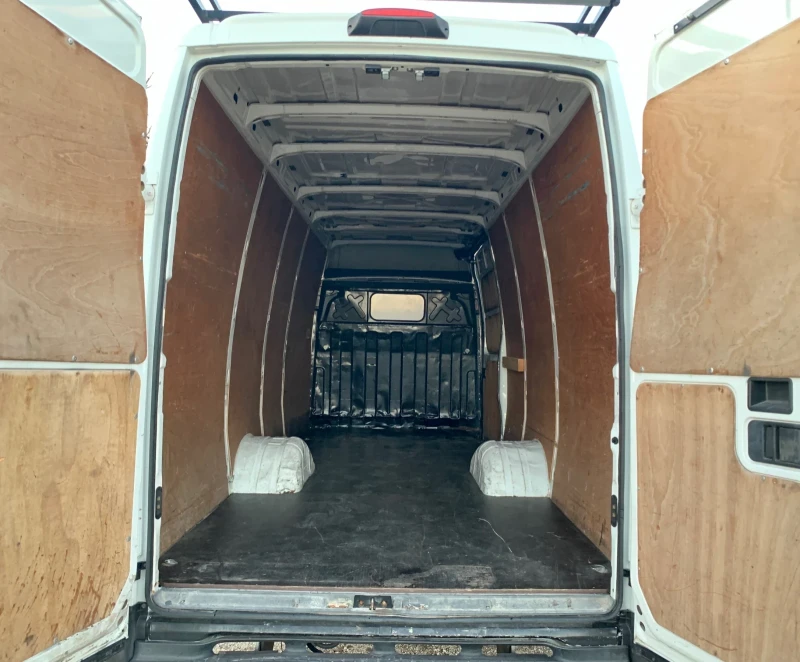 Iveco Daily 197км* MAXI XXL 4.70* КЛИМА* БАГАЖНИК* СЕРВИЗНА КН, снимка 6 - Бусове и автобуси - 53495317