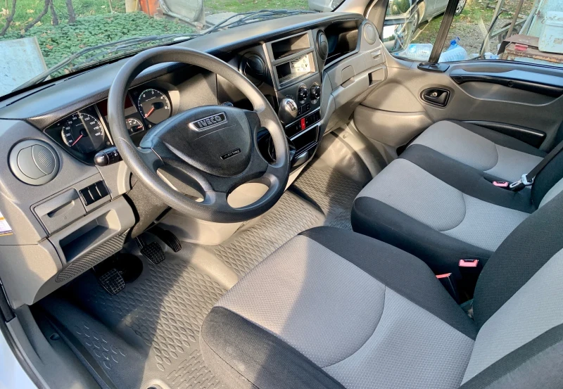 Iveco Daily 197км* MAXI XXL 4.70* КЛИМА* БАГАЖНИК* СЕРВИЗНА КН, снимка 11 - Бусове и автобуси - 53495317