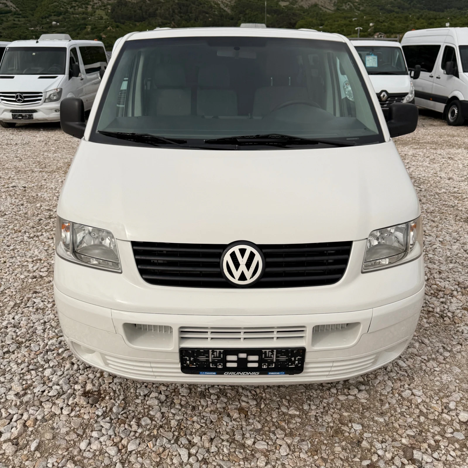VW T5 1.9TDi-9местен-КЛИМАТИК - изображение 3