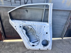 Toyota Corolla задна лява врата оригинална бяла 2019-2022, снимка 3